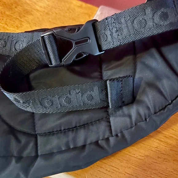 Adidas Originals National Fanny TREFOIL Waist Pack TRAVEL Crossbody Black BELT - Picture 3 of 4